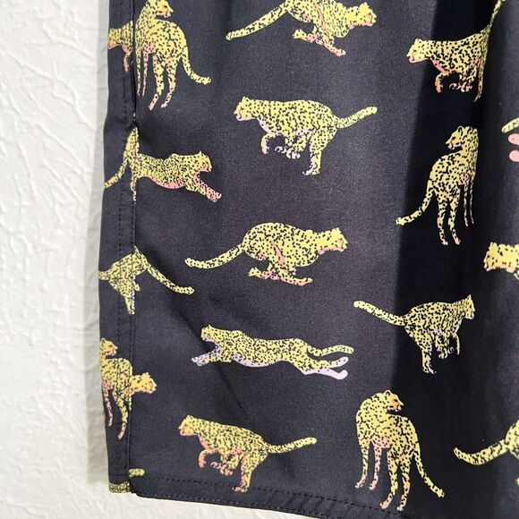 First Wave Running Cheetahs Boys Size 18/20 Mesh Lined Swim Trunks - Picture 2 of 10